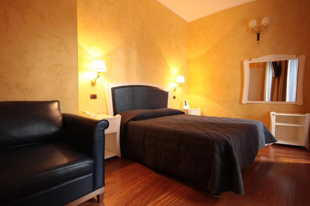 Hotel Rojan Sulmona Pokoj fotografie