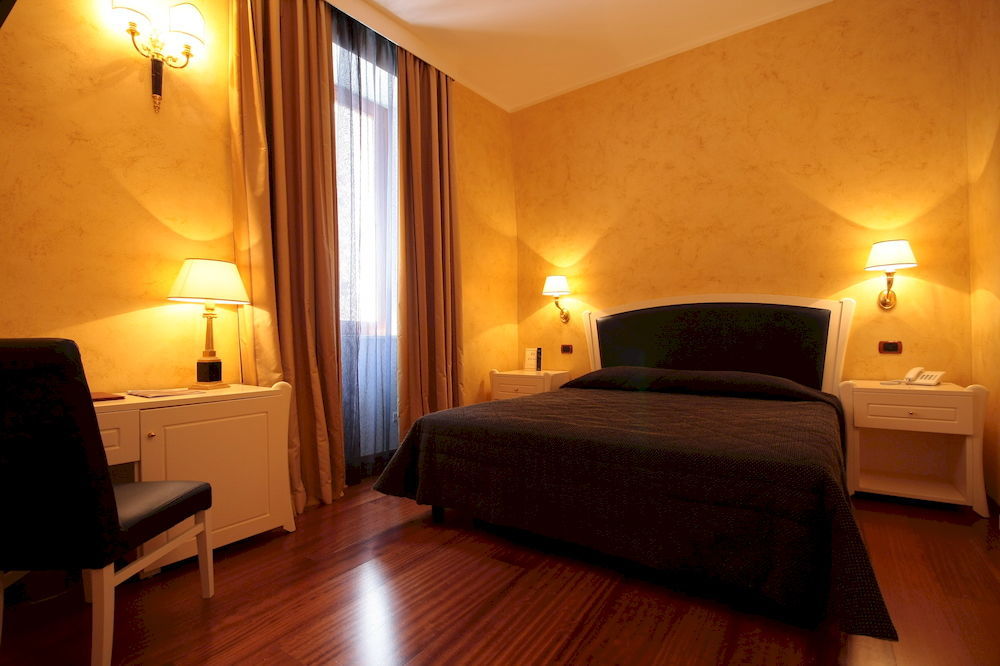 Hotel Rojan Sulmona Exteriér fotografie
