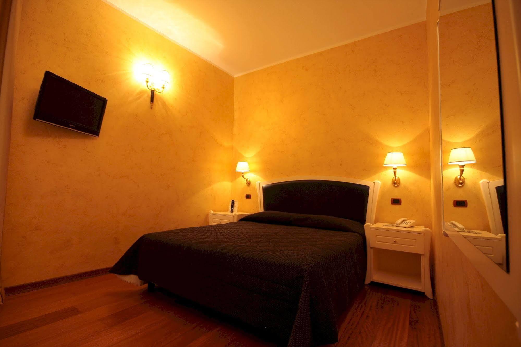 Hotel Rojan Sulmona Exteriér fotografie